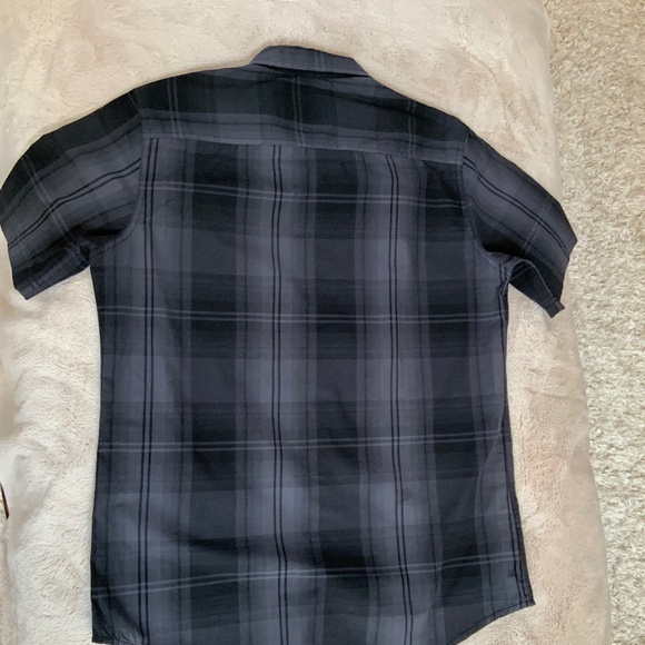 Burnside Grey M Short Sleeve Plaid Shirt - Picture 6 of 6